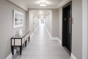 Hallway Decor Trends You Must Try in 2024